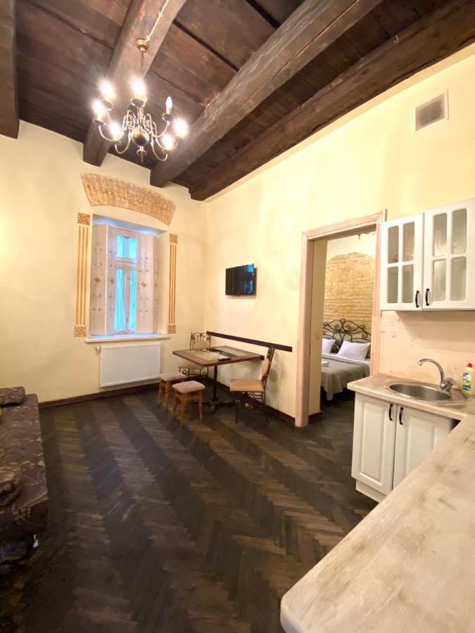 Квартира Подобово На Вулиці Валова 21А Lviv Dış mekan fotoğraf